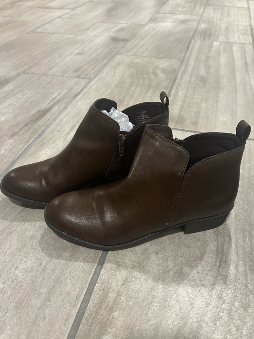 Sun + Stone Brown Cadee Ankle Boots Size 6.5